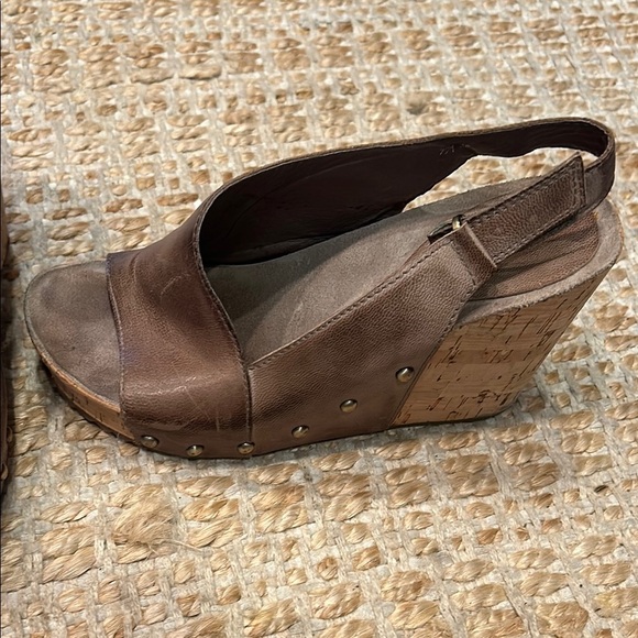 Antelope Brown Wedge Sandals - Picture 6 of 11